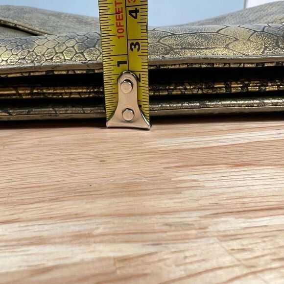 Botiker Valentina Envelope Crossbody Purse Metallic Brushed Python Embossed Bag - Picture 10 of 16